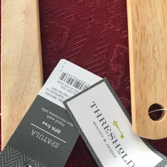 Lot of 2 Spatulas BPA FREE "Giving & Thanking and Welcome Fall" New w/ Tags - Picture 3 of 3